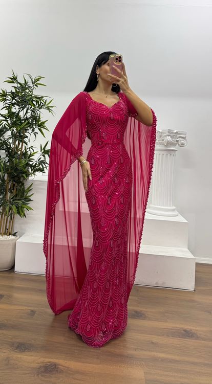 Fuşya İşlemeli Pelerinli  Abiye Elbise